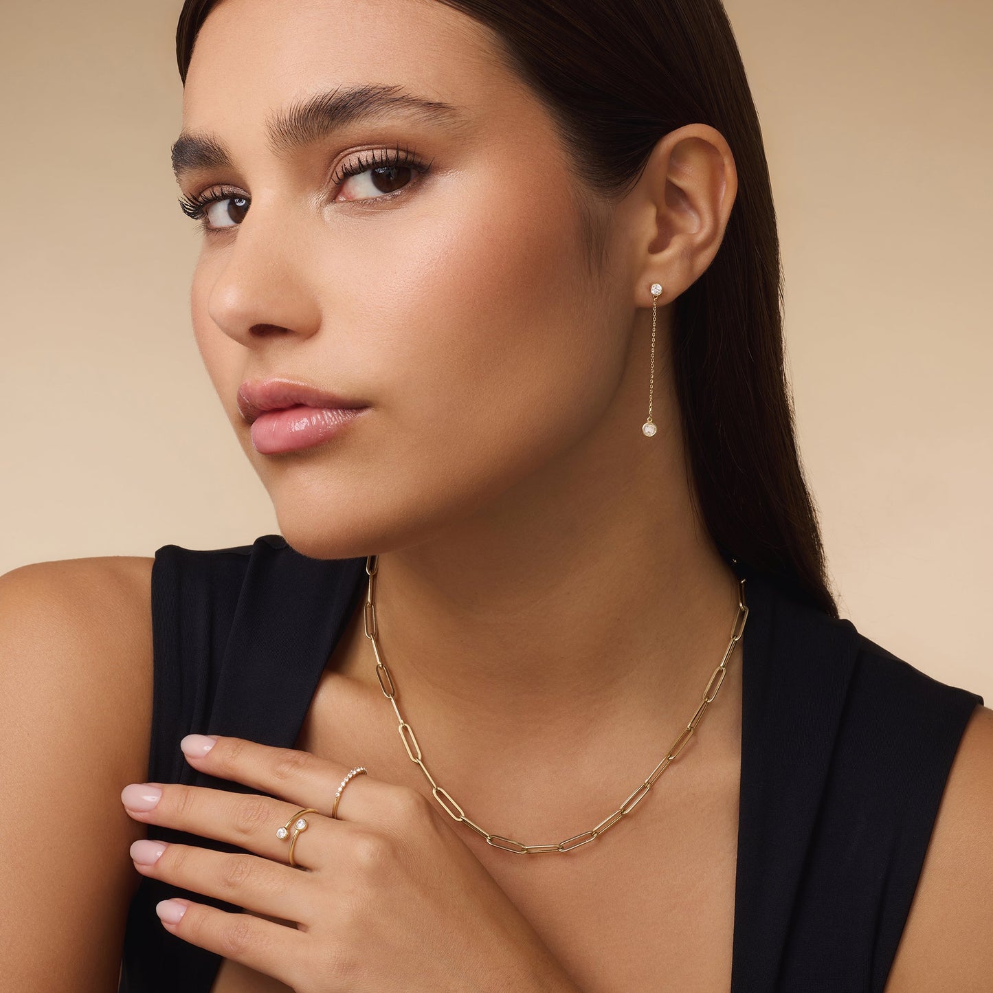 Pav¨¦ Round Cubic Zirconia Drop Earrings
