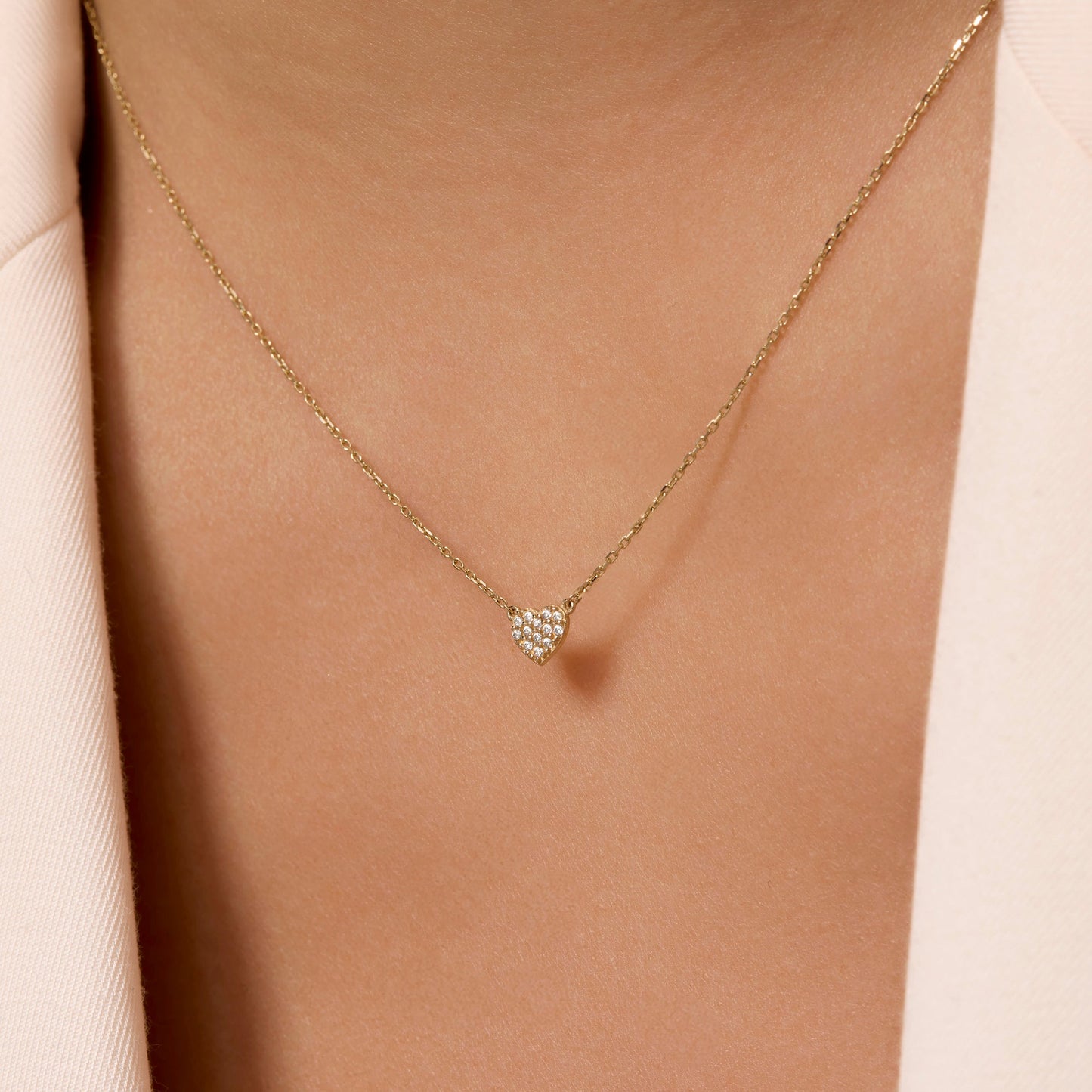 Pav¨¦ Cubic Zirconia Heart Pendant Necklace