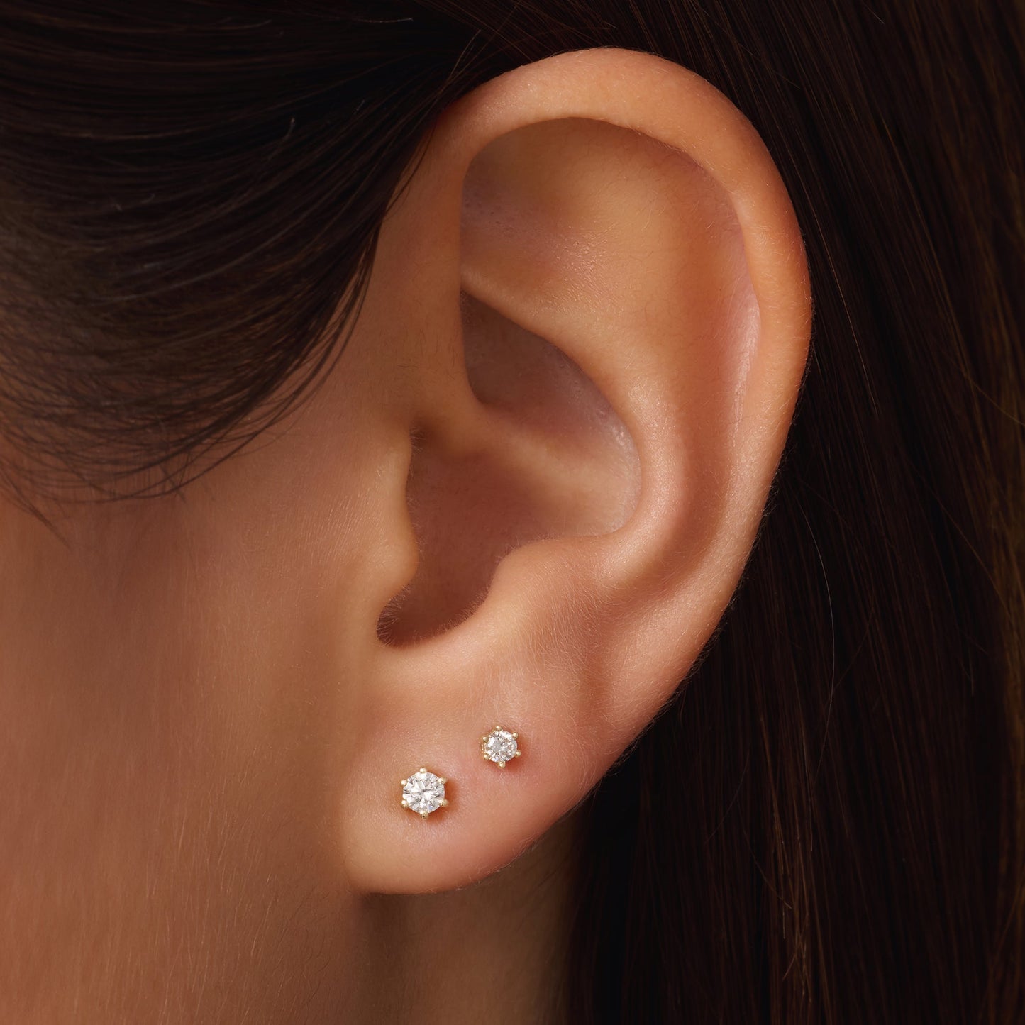 Six Prong Diamond Studs (0.20 ct)