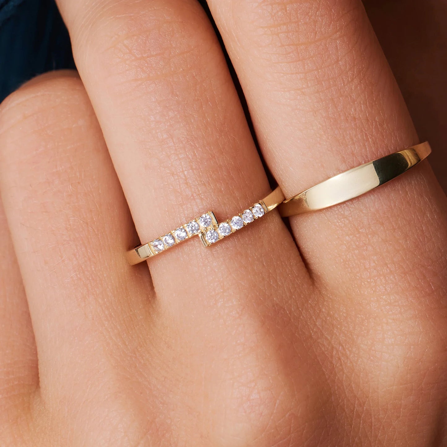 Cubic Zirconia Cross Ring