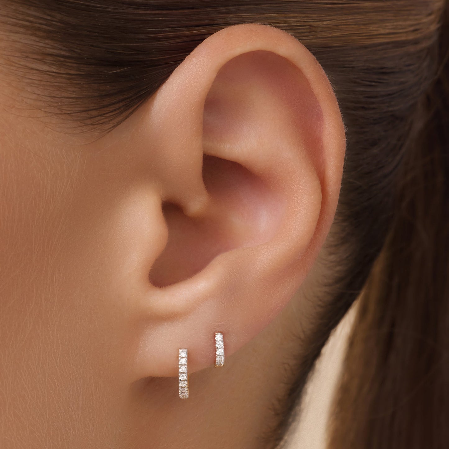 Pav¨¦ Diamond Mini Huggie Hoops (8mm) (0.05 ct)