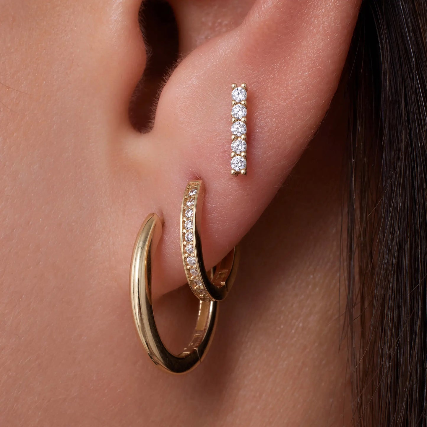 Pav¨¦ Cubic Zirconia Bar Studs