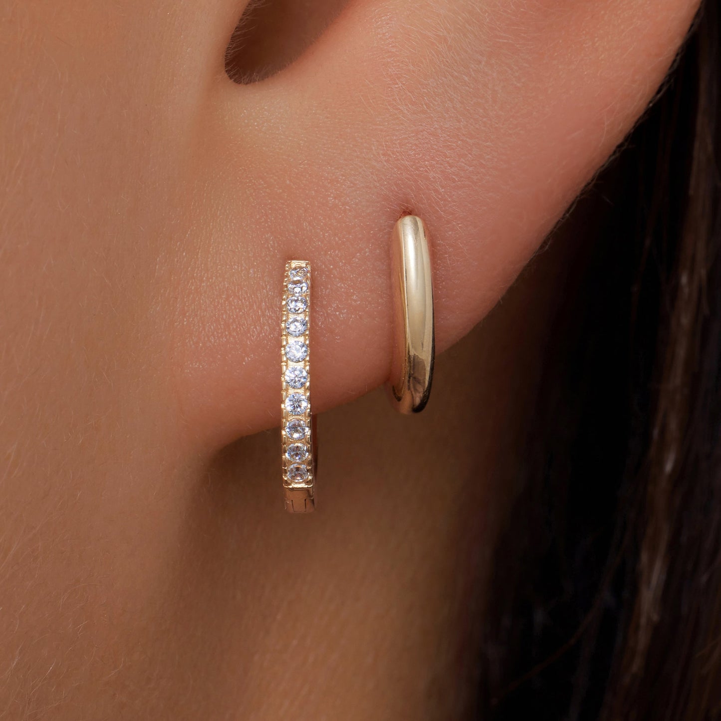 Moissanite Huggie Hoops (12mm)