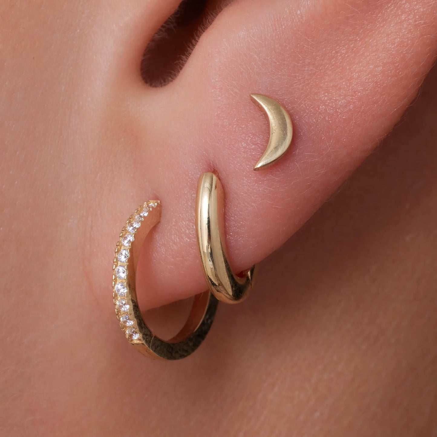Moon Studs