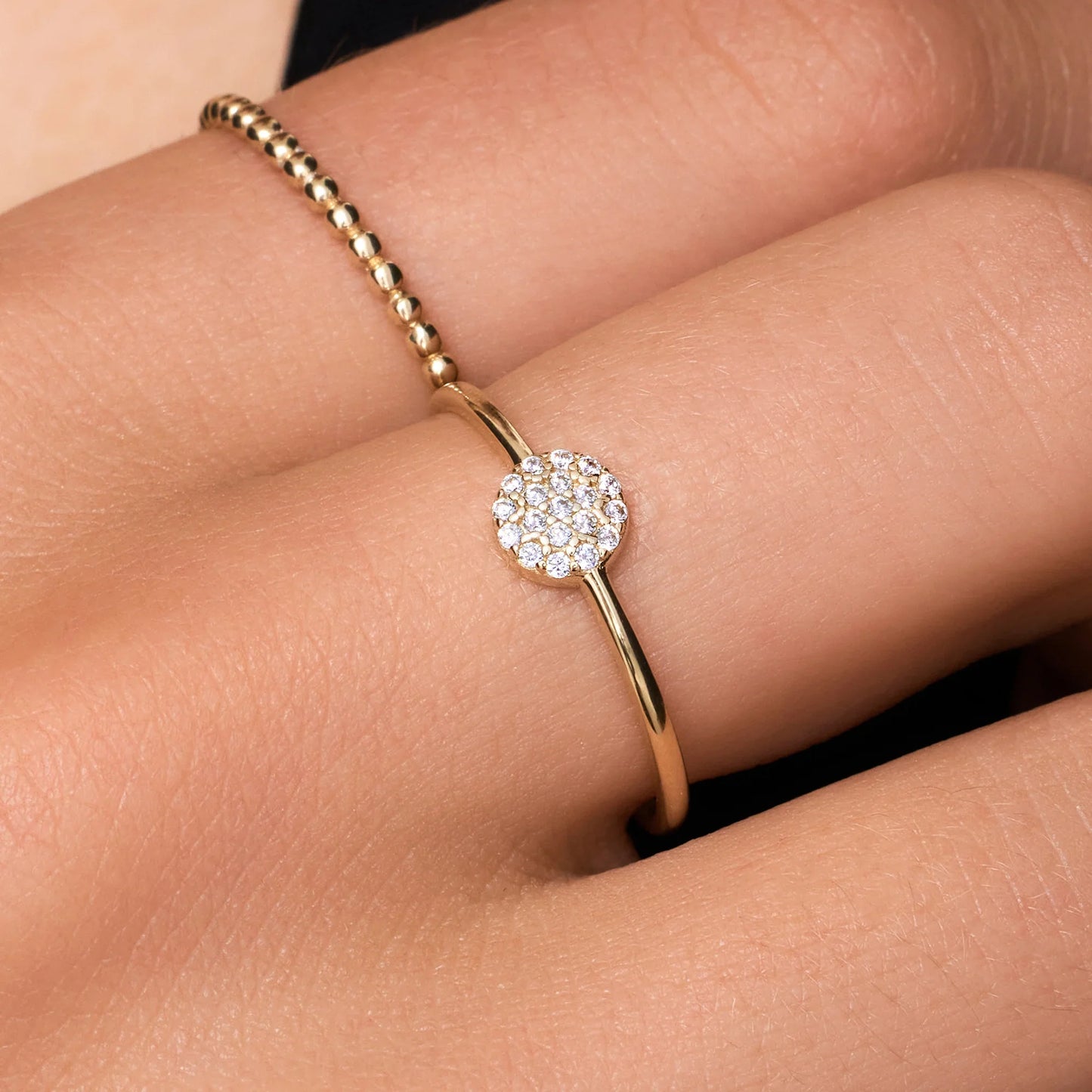 Pav¨¦ Cubic Zirconia Round Ring