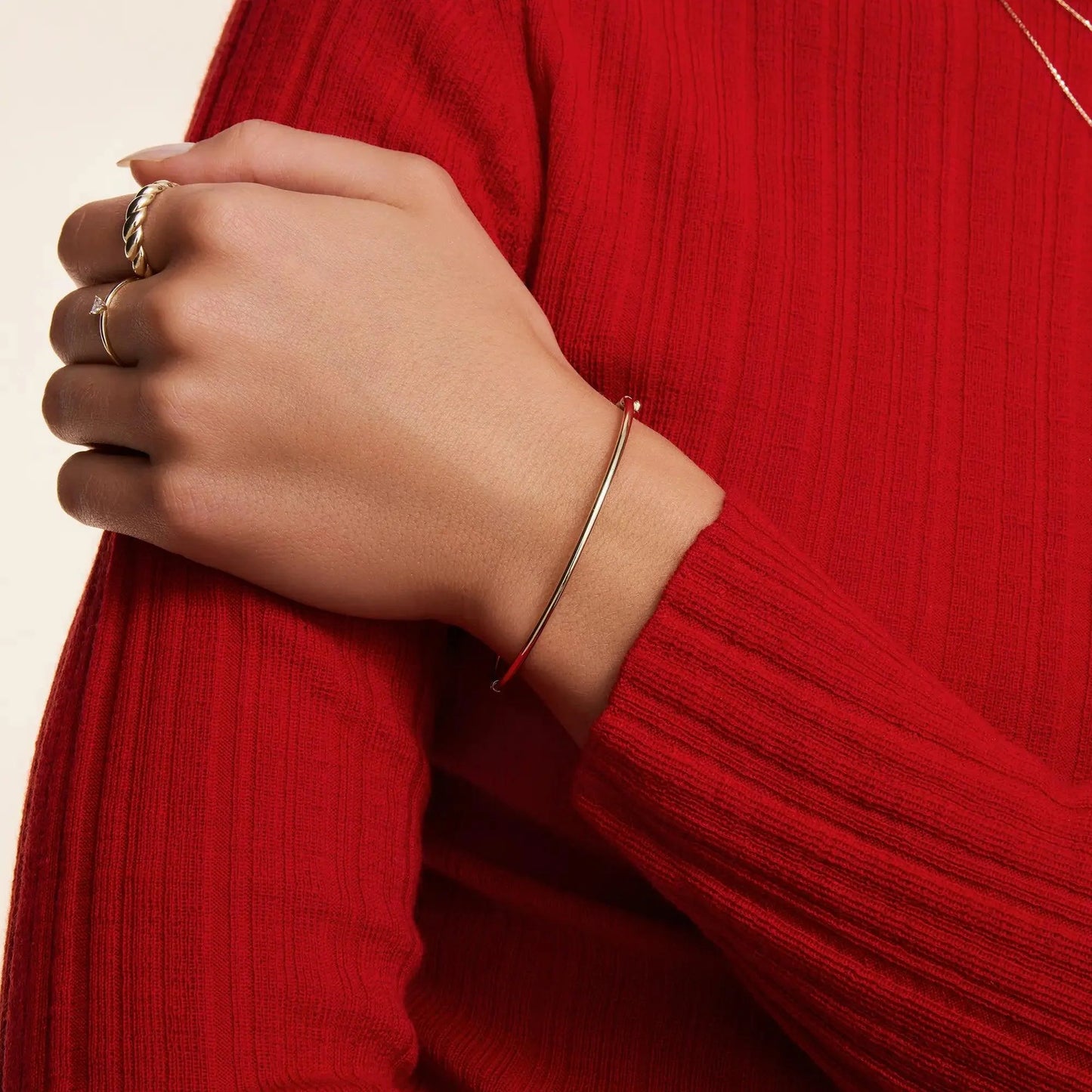 Slim Essential Bangle