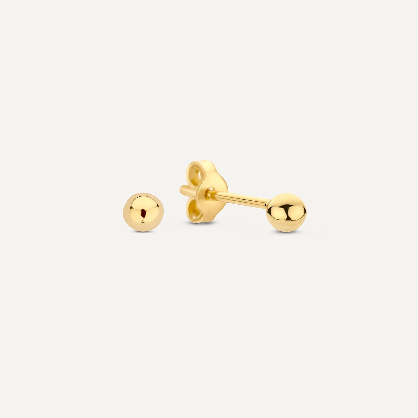 Sphere Studs