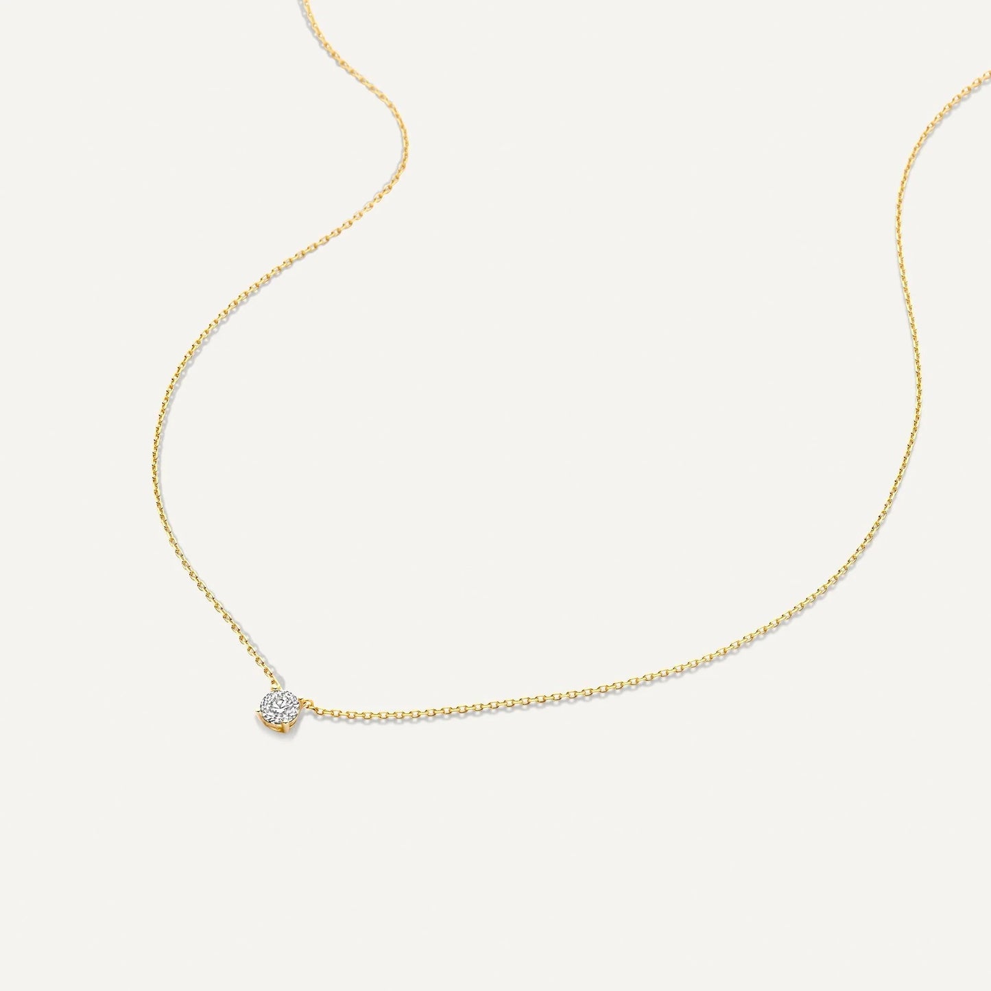 Round Cut Moissanite Pendant Necklace