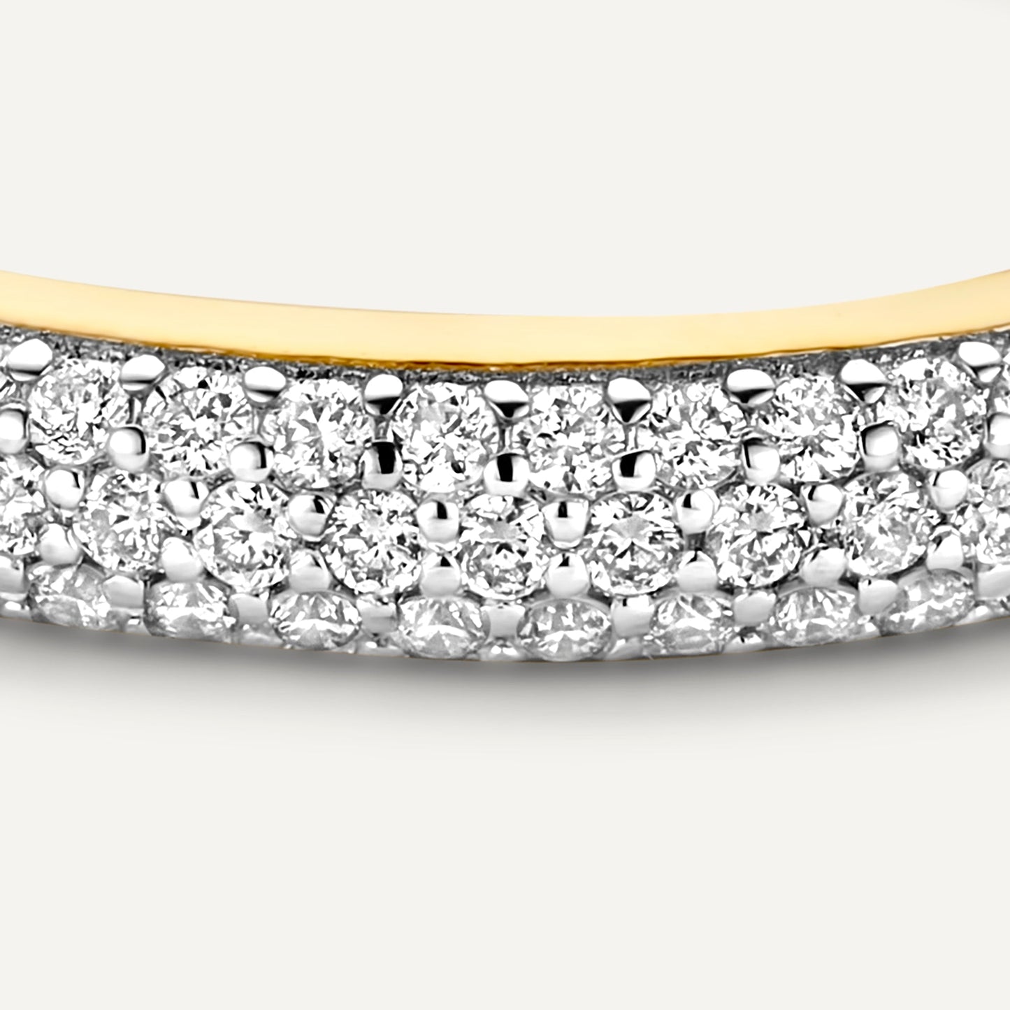 Pav¨¦ Diamond Alliance Ring (0.22 ct)