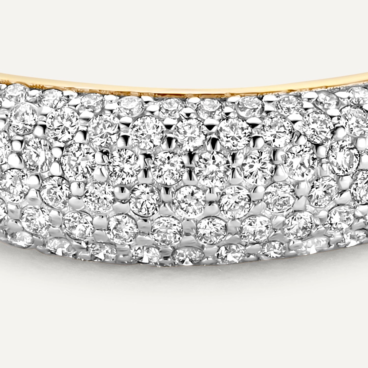 Pav¨¦ Diamond Dome Ring (0.50 ct)