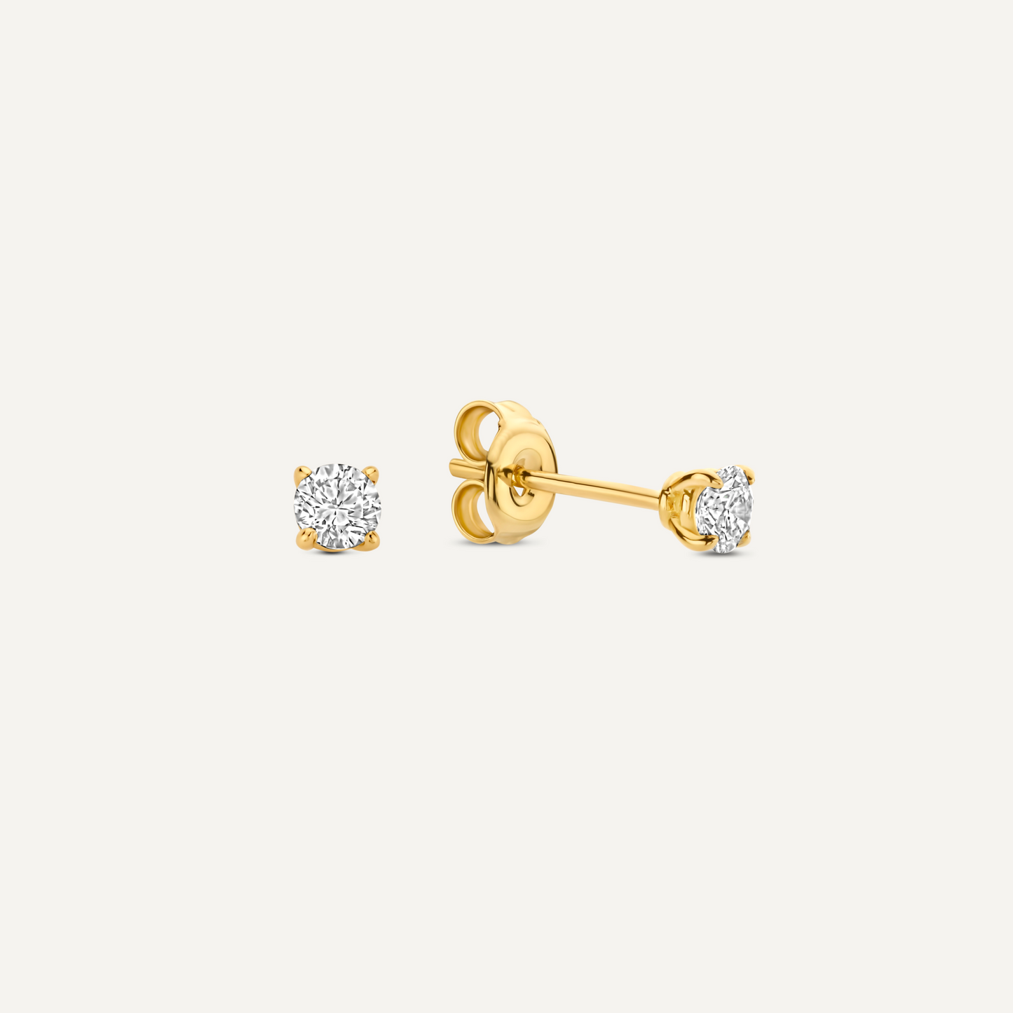 Four Prong Diamond Studs (0.30 ct)