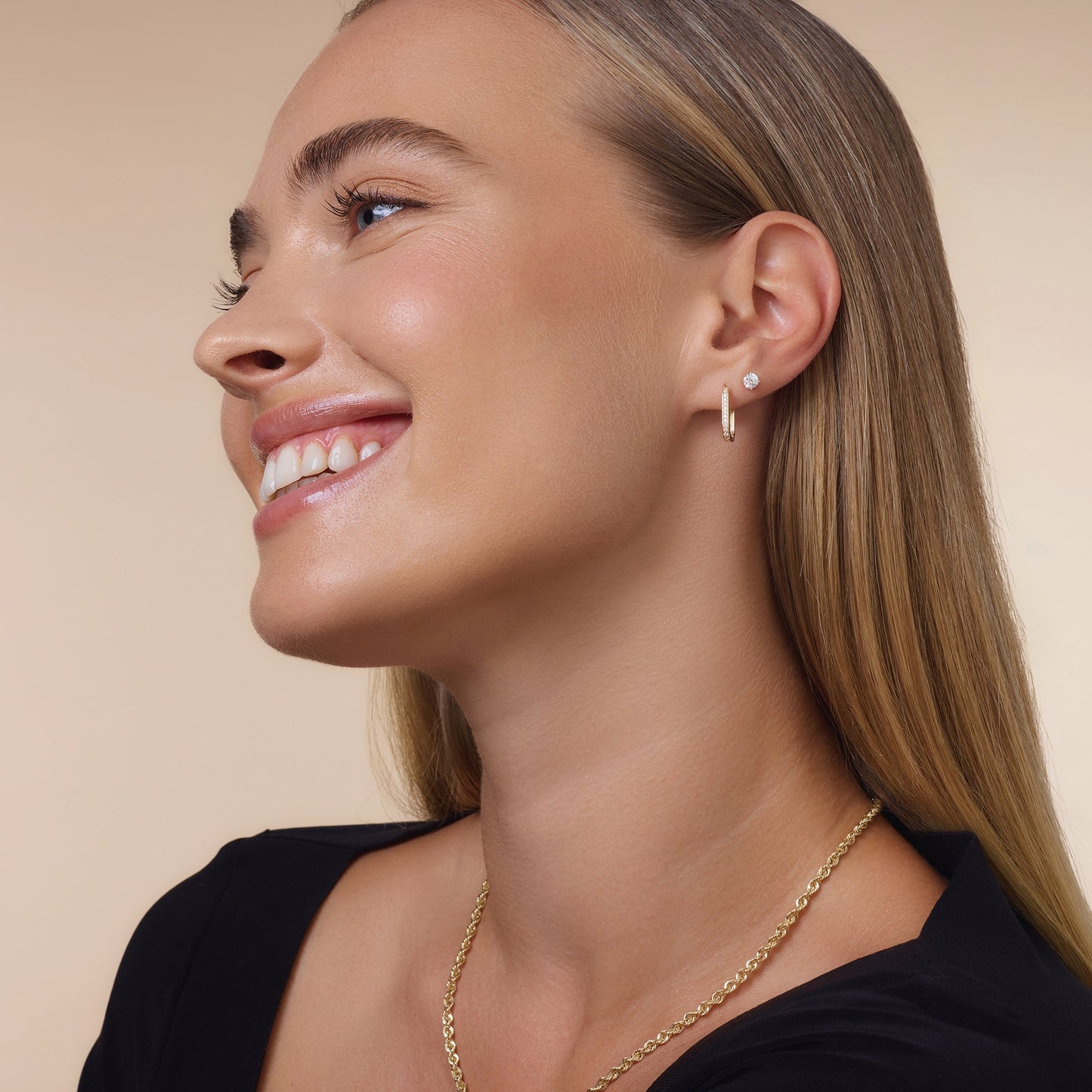 Pav¨¦ Cubic Zirconia Small U Hoops (15mm)