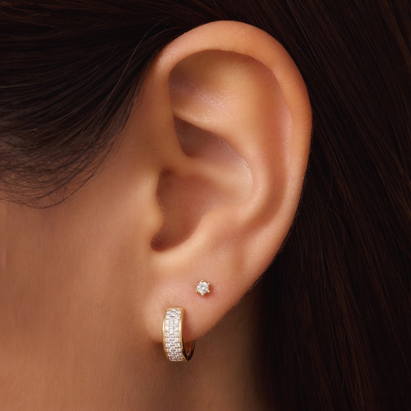 Pav¨¦ Diamond Bold Huggie Hoops (12mm) (0.16 ct)
