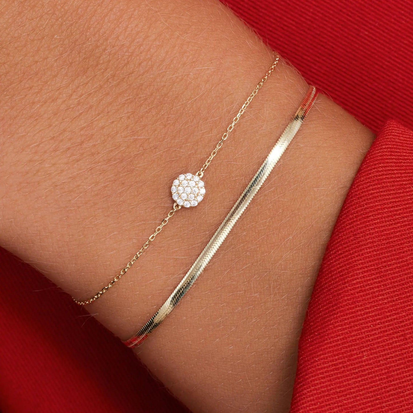 Pav¨¦ Cubic Zirconia Round Bracelet