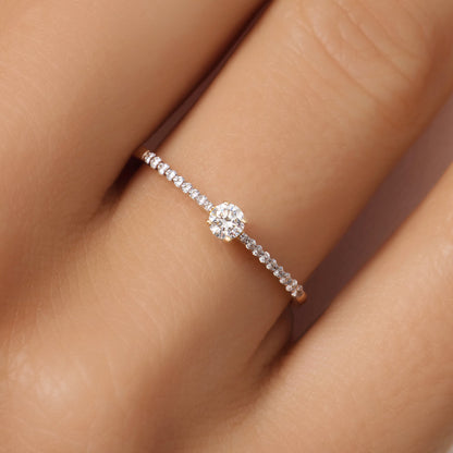 Four Prong Diamond Solitary Pav¨¦ Tapered Ring (0.19 ct)