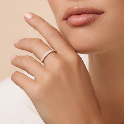 Pav¨¦ Diamond Alliance Ring (0.22 ct)
