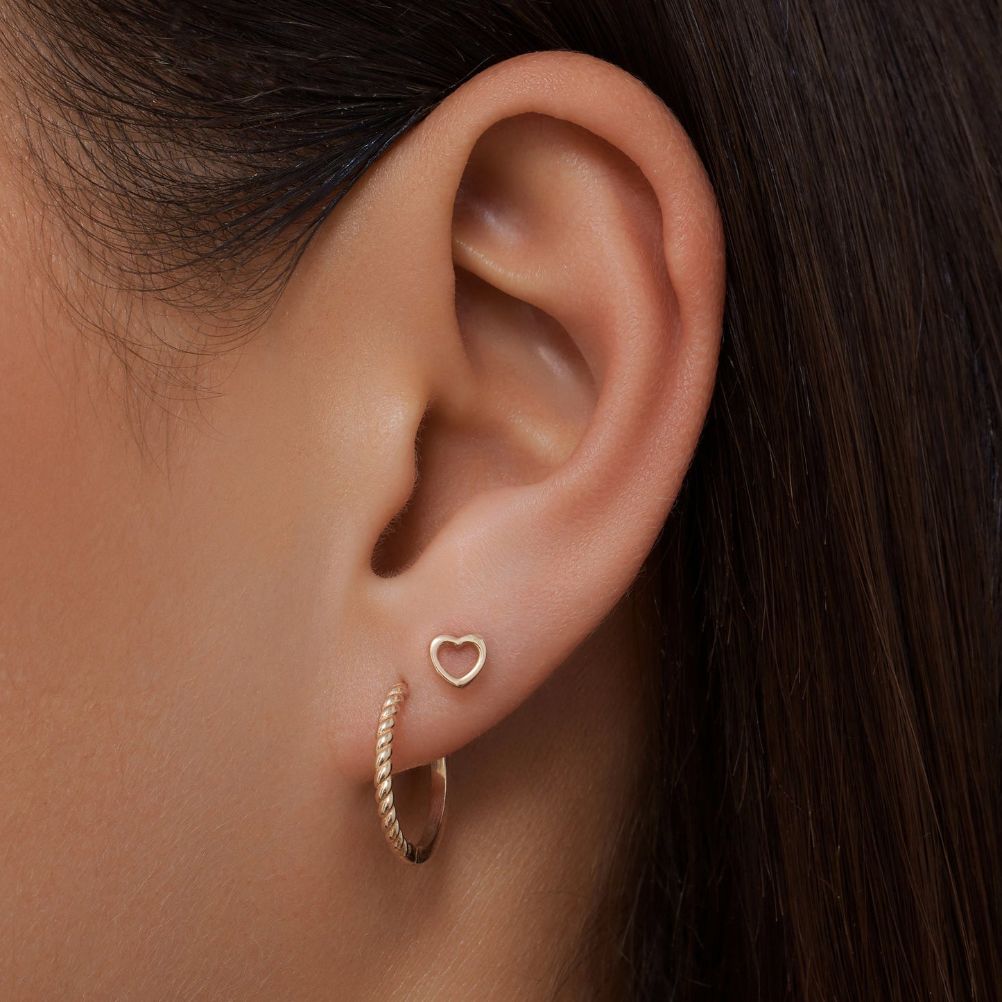 Twisted Small Hoops (15mm)