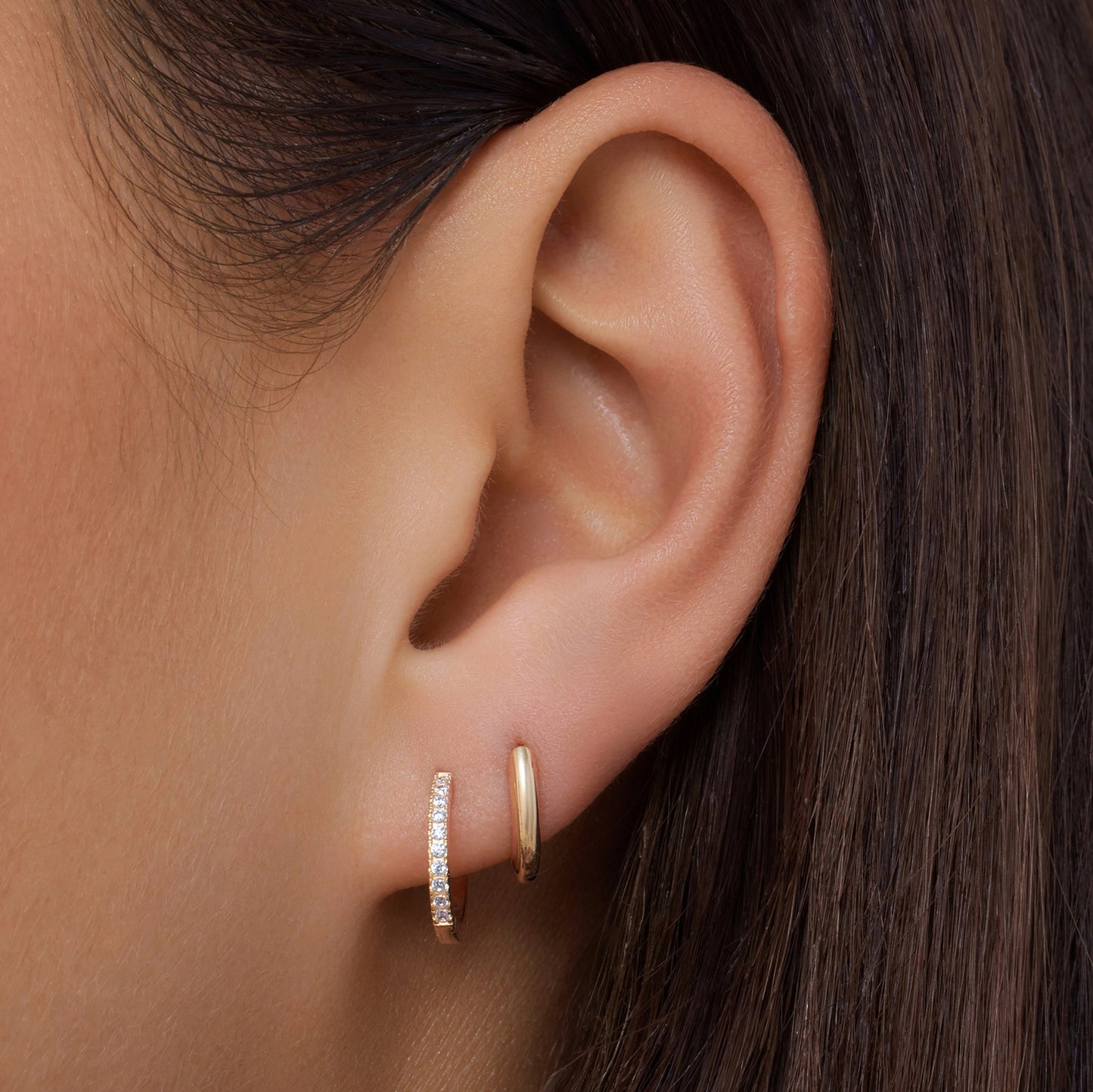 Oval Small Huggie Hoops (10mm)