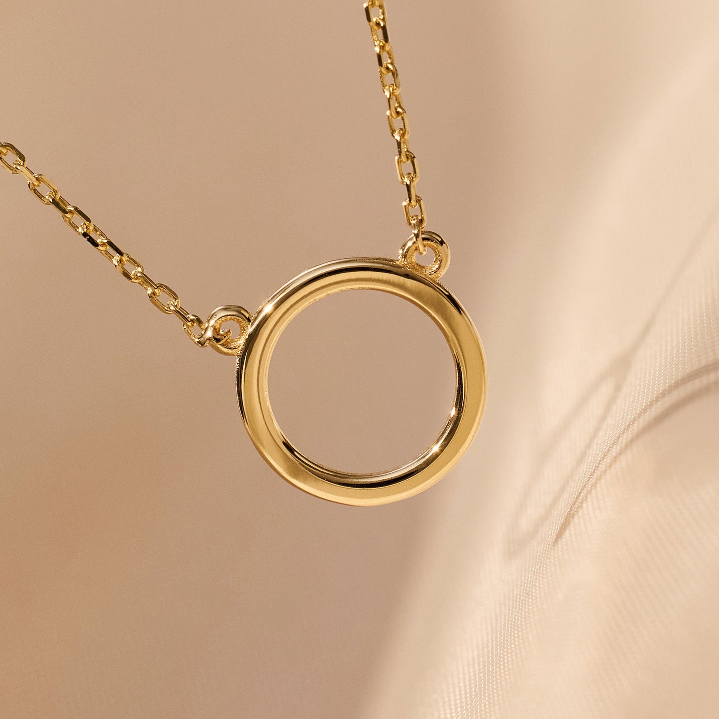 Circle Pendant Necklace