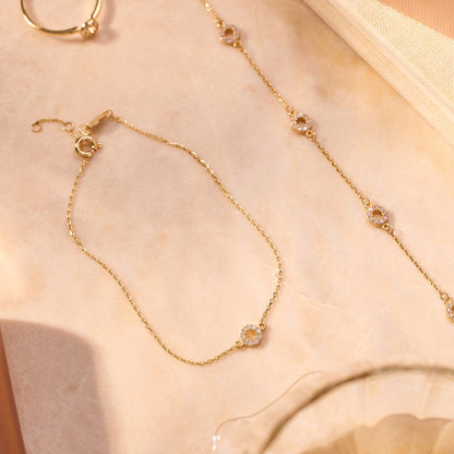Pav¨¦ Cubic Zirconia Halo Bracelet
