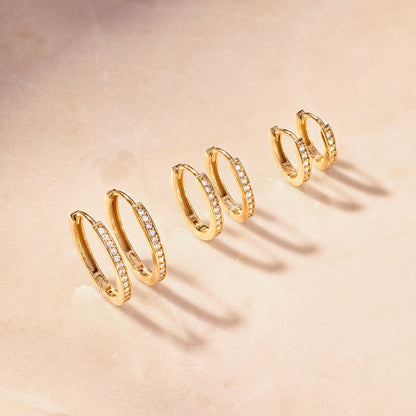 Pav¨¦ Cubic Zirconia Oval Small Huggie Hoops (10mm)