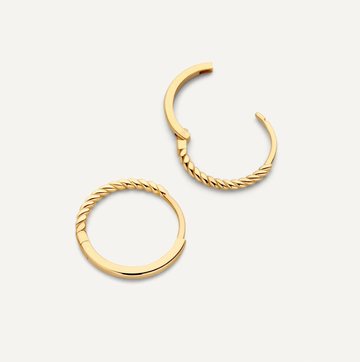 Twisted Small Hoops (15mm)