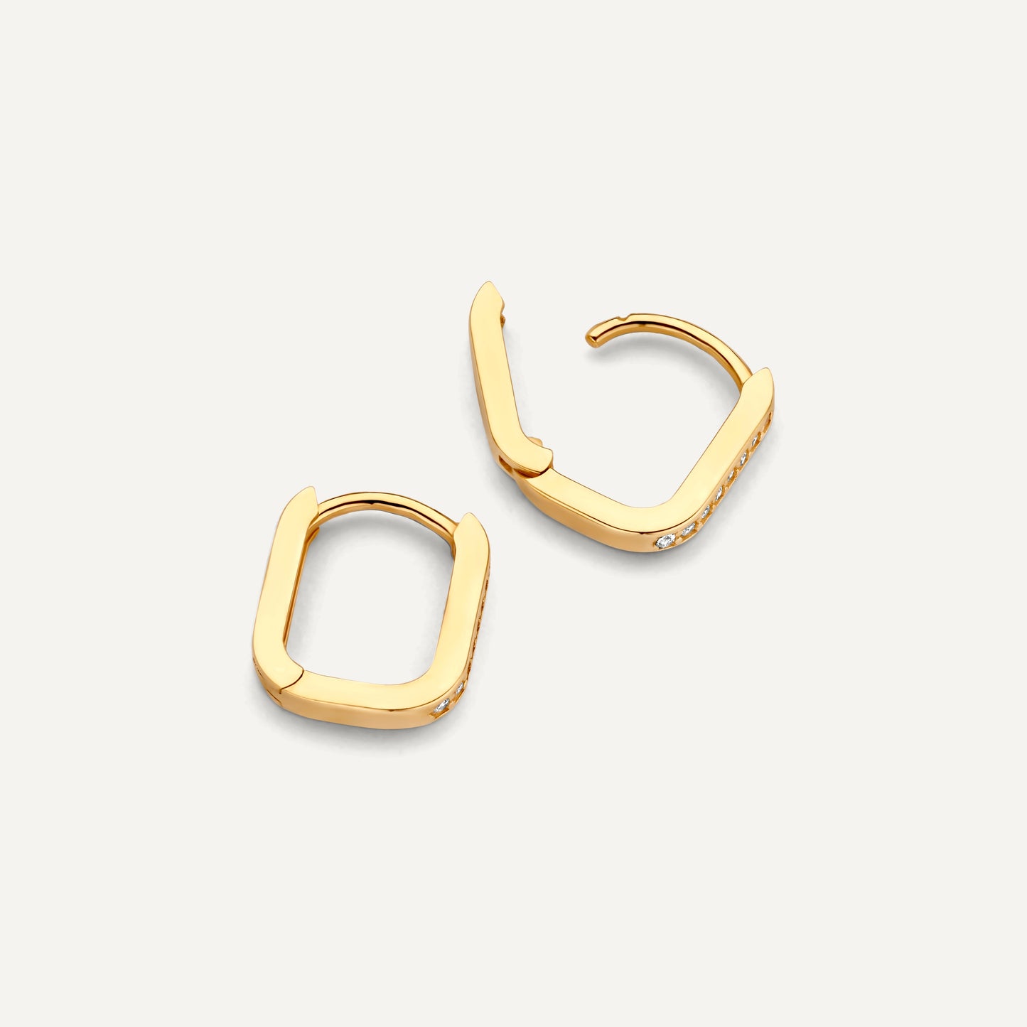 Pav¨¦ Cubic Zirconia Huggie U Hoops (12mm)