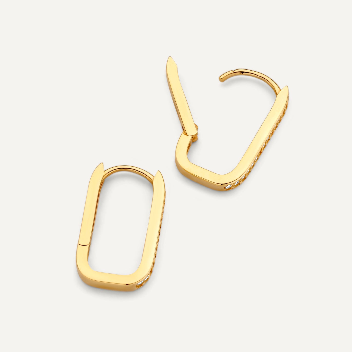 Pav¨¦ Cubic Zirconia Medium U Hoops (18mm)