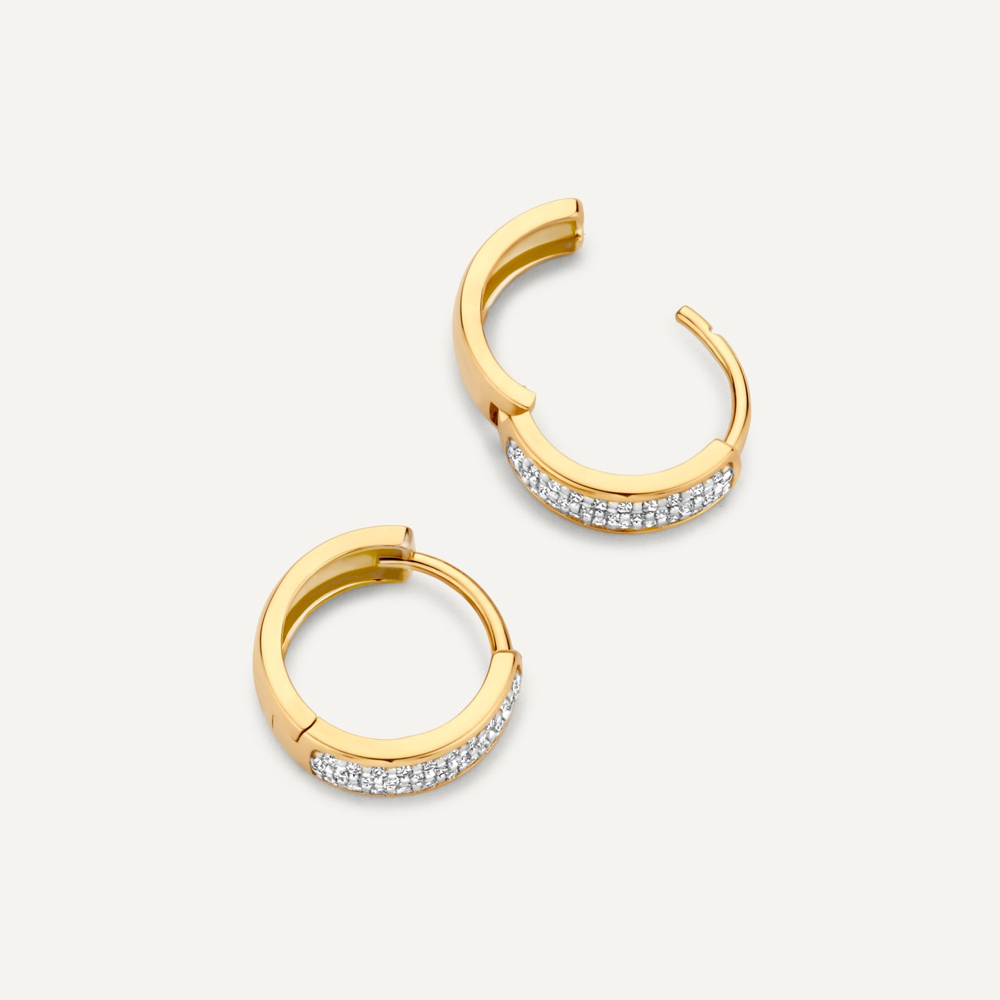 Pav¨¦ Diamond Bold Huggie Hoops (12mm) (0.16 ct)